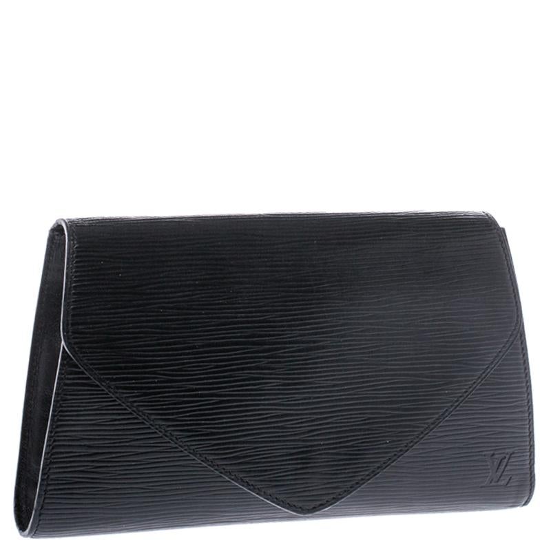 Women's Louis Vuitton Black Epi Leather Pochette