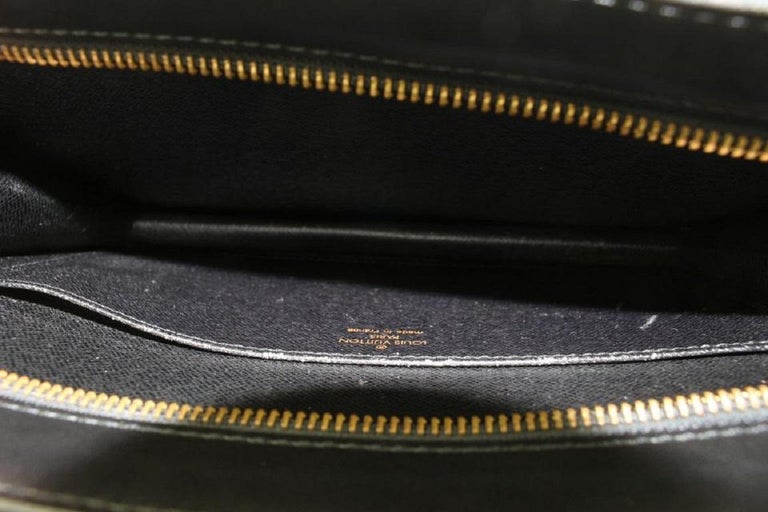 Louis Vuitton Black Epi Leather Pochette Homme Clutch Bag 52lvs723 For Sale  at 1stDibs
