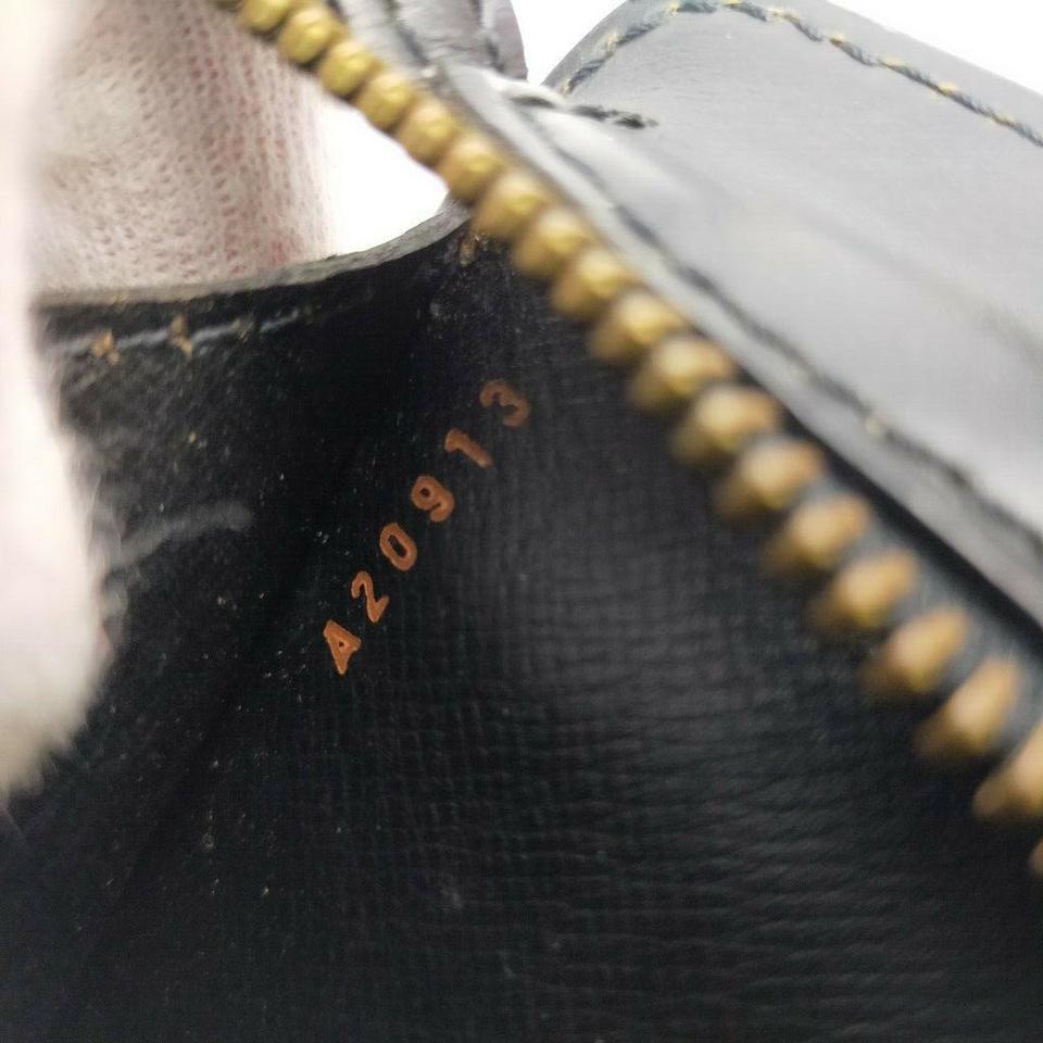Women's Louis Vuitton Black Epi Leather Pochette Homme Clutch Bag 863148 For Sale