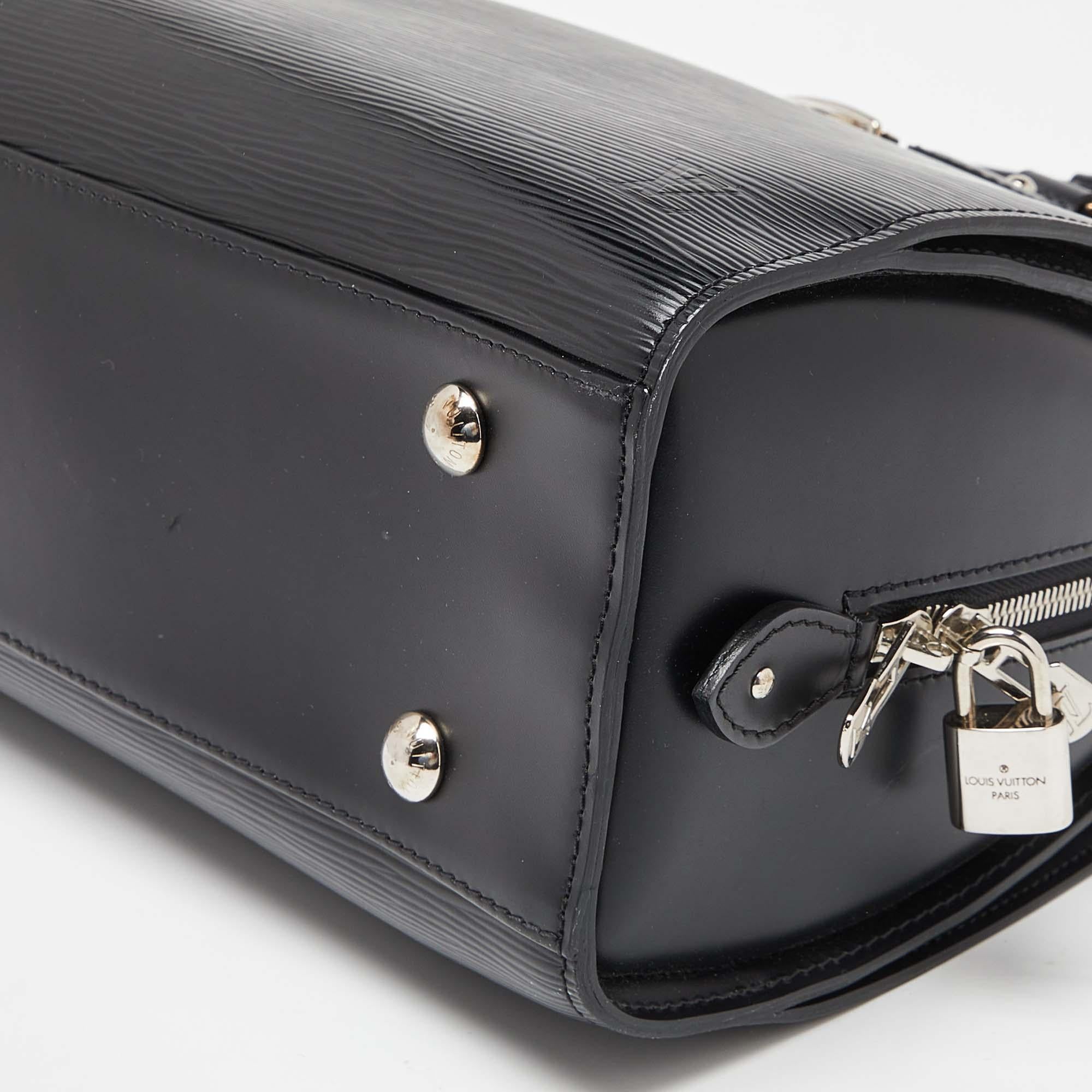 Louis Vuitton Black Epi Leather Pont Neuf GM Bag For Sale 6
