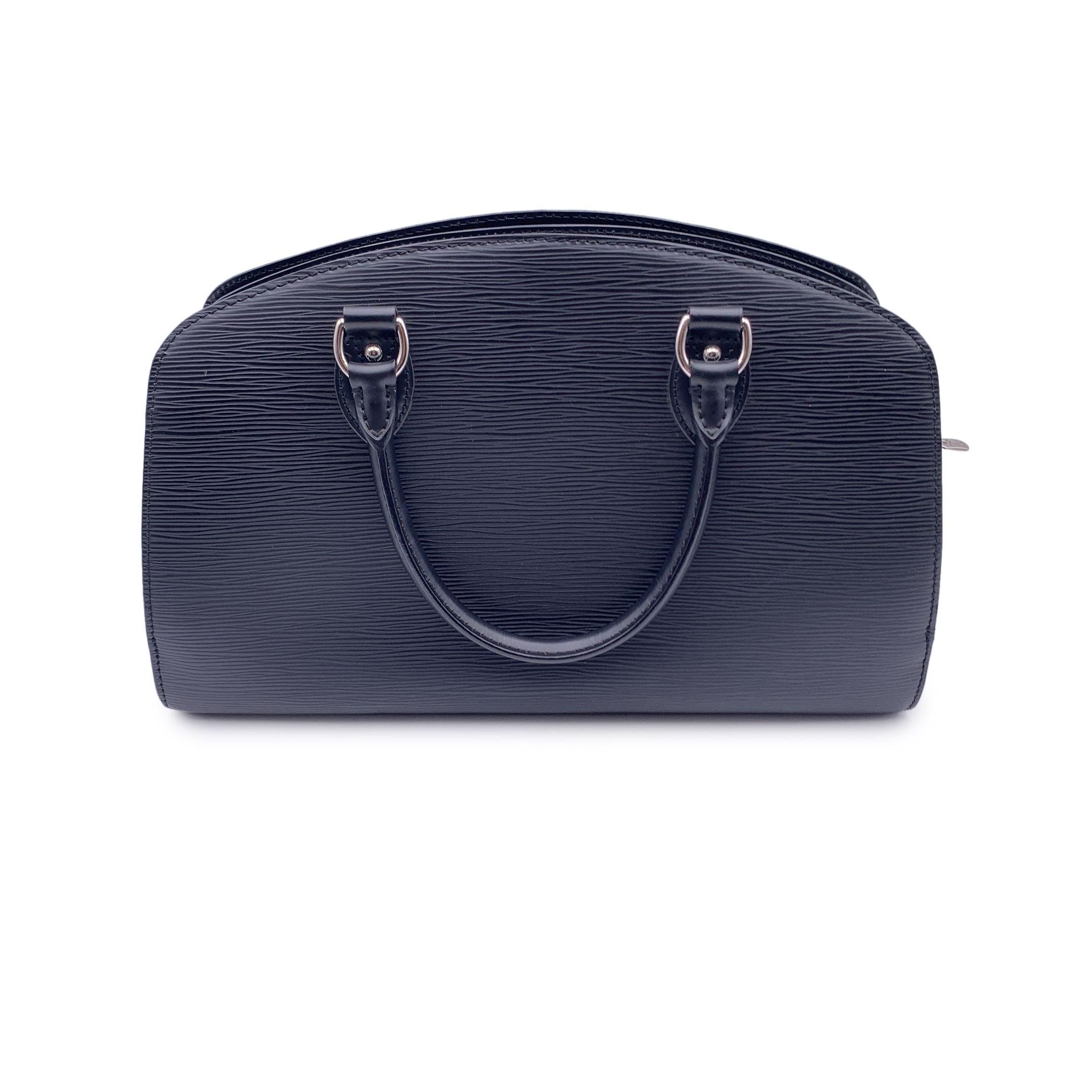 Women's Louis Vuitton Black Epi Leather Pont Neuf PM Satchel Bag