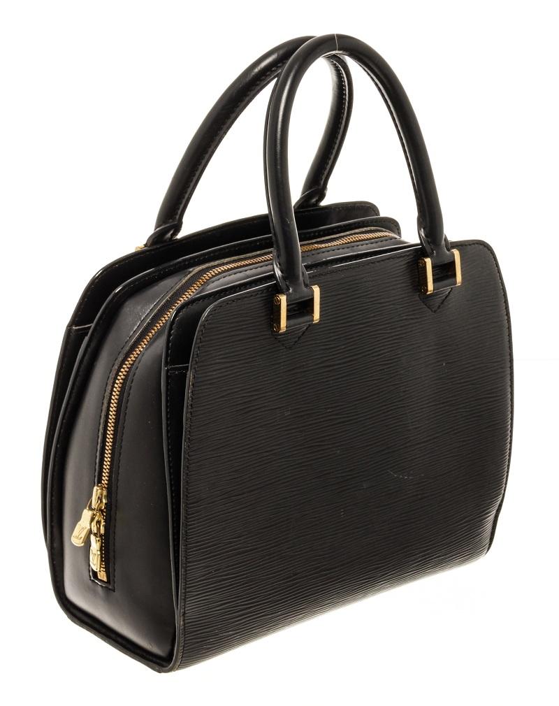 Louis Vuitton Black Epi Leather Pont Neuf Satchel Bag In Good Condition In Irvine, CA