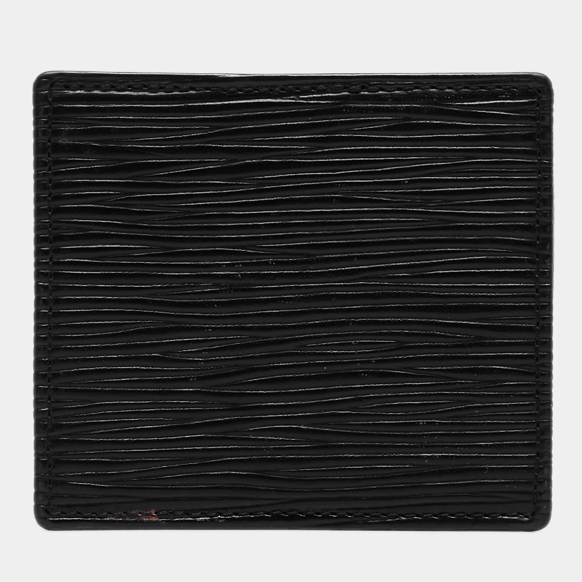 Louis Vuitton Porta-Monnaie Boite in pelle di Epi Nera In condizioni ottime in vendita a Dubai, Al Qouz 2