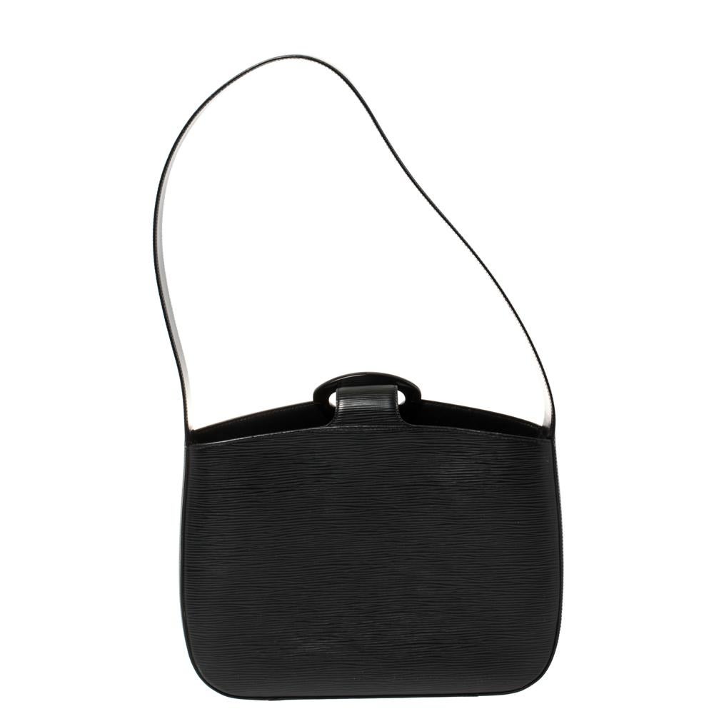 This bag from Louis Vuitton lends a signature touch to your dress and elevates its trend quotient. A favorite with the contemporary fashionistas, this black-hued bag is the best selling of them all. Look super cool and trendy by adorning this
