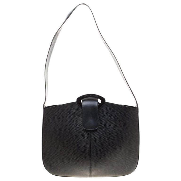 LOUIS VUITTON Black EPI NOÉ PETITE Drawstring Hand Bag/ Shoulder Bag For  Sale at 1stDibs