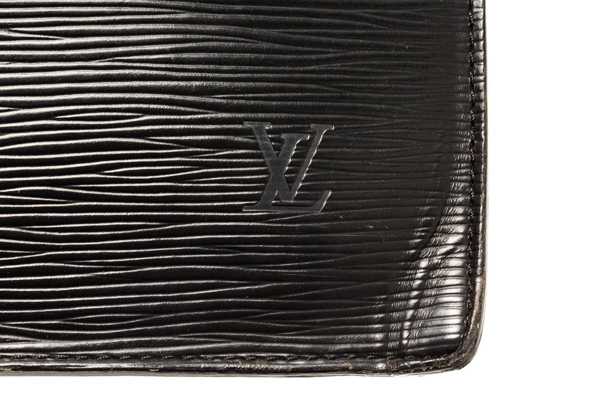 Louis Vuitton Black Epi Leather Sac Triangle Handbag 1