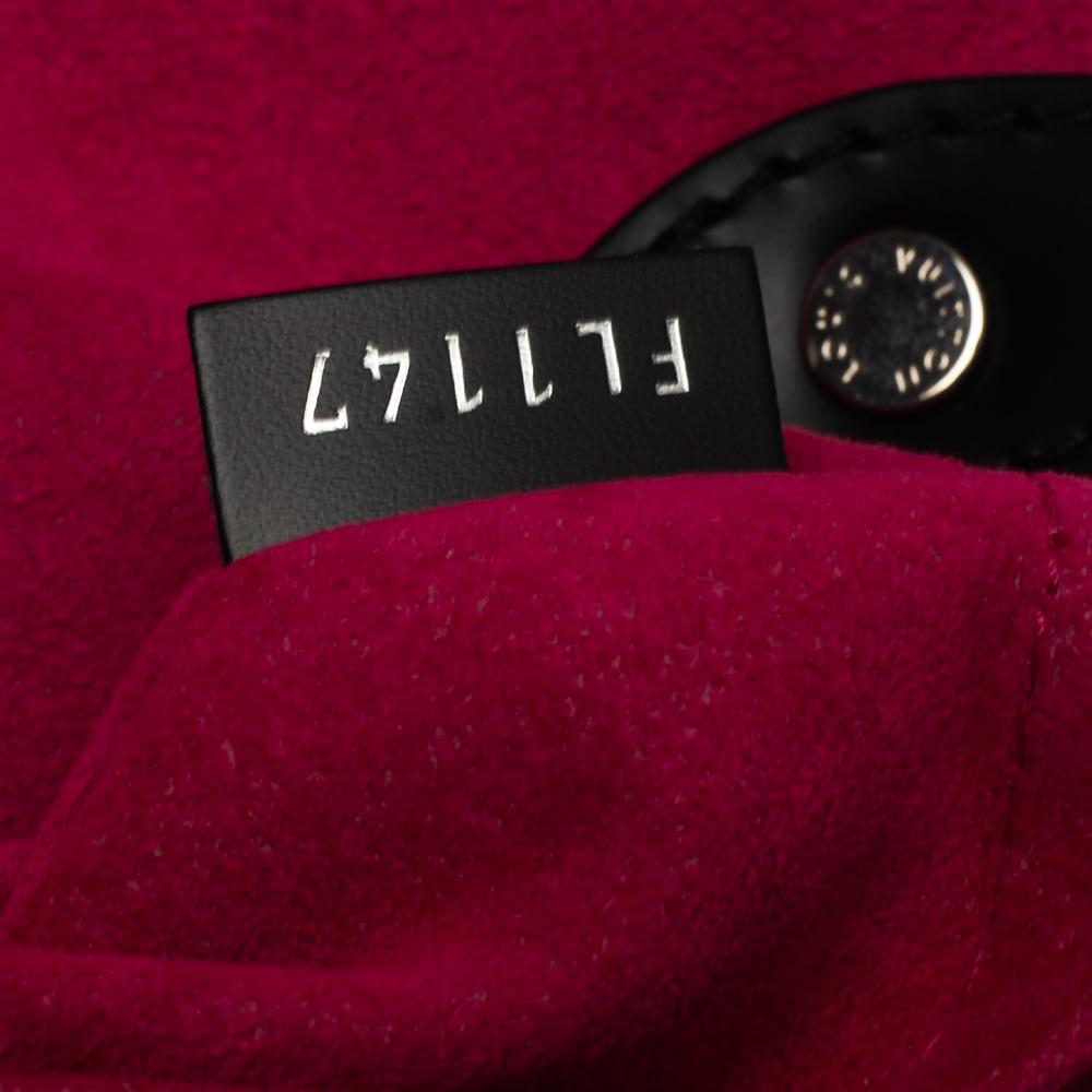 Louis Vuitton Black Epi Leather Saint Cloud Bag In Good Condition In Dubai, Al Qouz 2