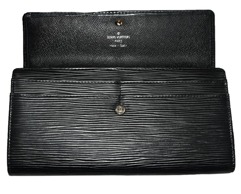 Louis Vuitton Black Epi Leather Sarah Wallet For Sale at 1stdibs