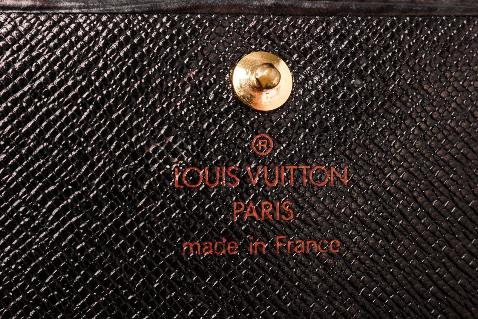 Louis Vuitton Black Epi Leather Sarah Wallet with epi leather, gold-tone  For Sale 1