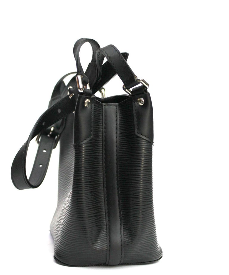 Louis Vuitton Black Epi Leather Shoulder Bag For Sale at 1stdibs