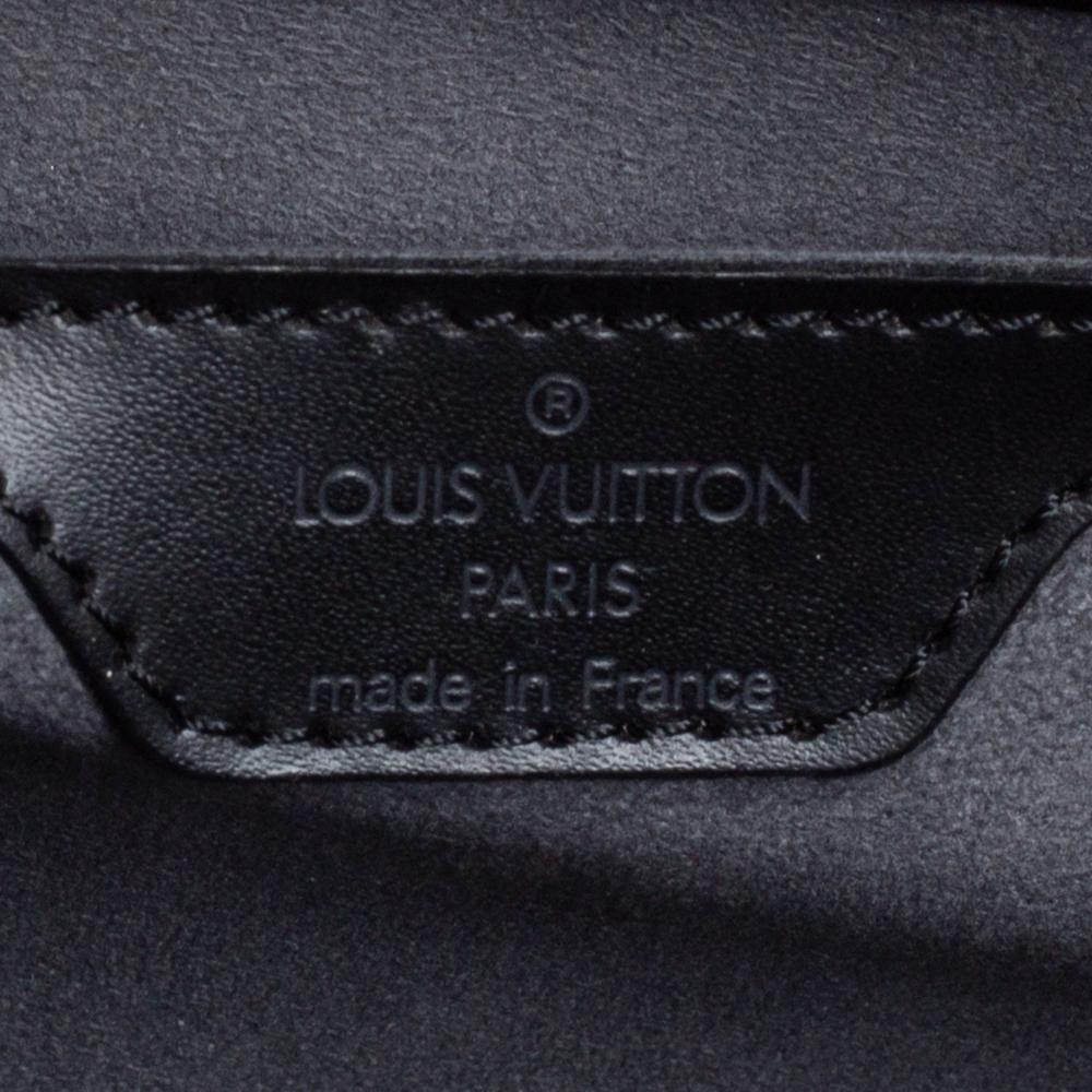 Louis Vuitton Black Epi Leather Soufflot Bag In Good Condition In Dubai, Al Qouz 2