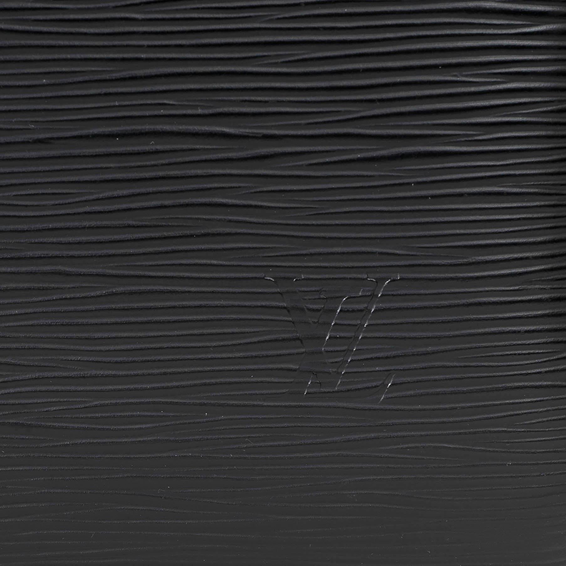 LOUIS VUITTON black Epi leather SPEEDY 30 Bag For Sale 1