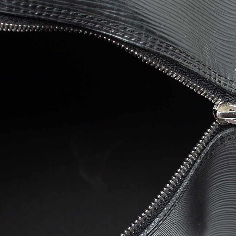 Louis Vuitton Black Epi Leather World Tour Speedy 30 QJB0FZR6KB000