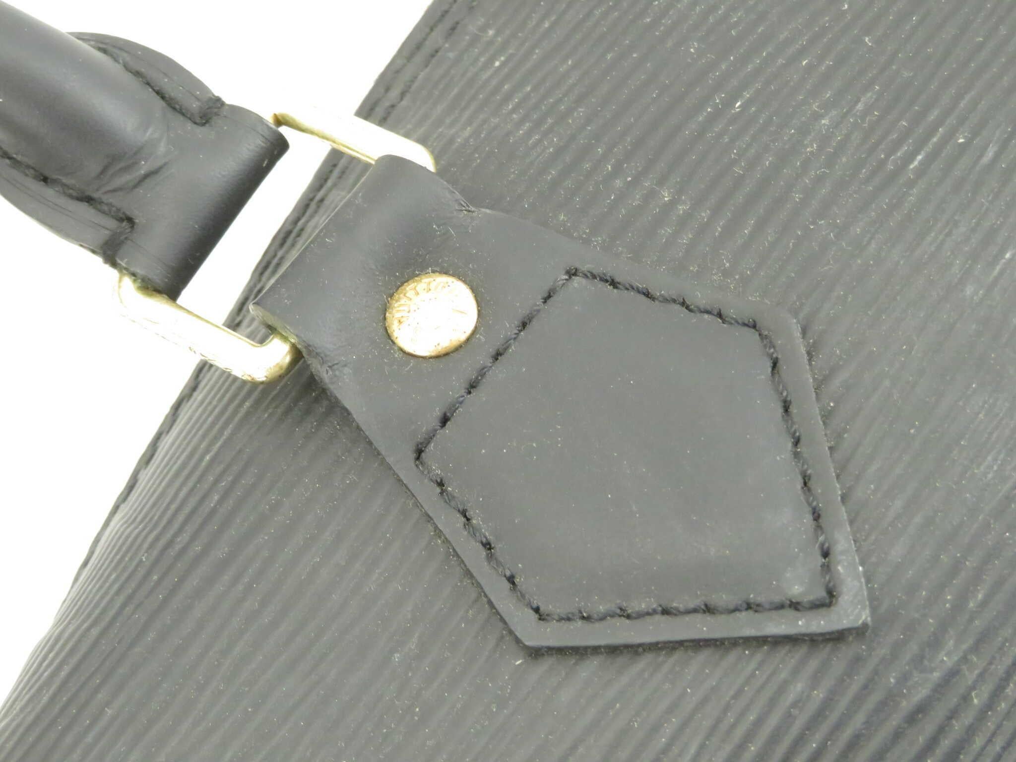 Louis Vuitton Black Epi Leather Speedy 30 cm Handbag For Sale 1
