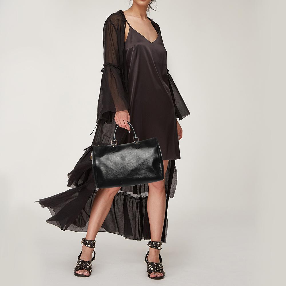Louis Vuitton Black Epi Leather Speedy 35 Bag In Good Condition In Dubai, Al Qouz 2