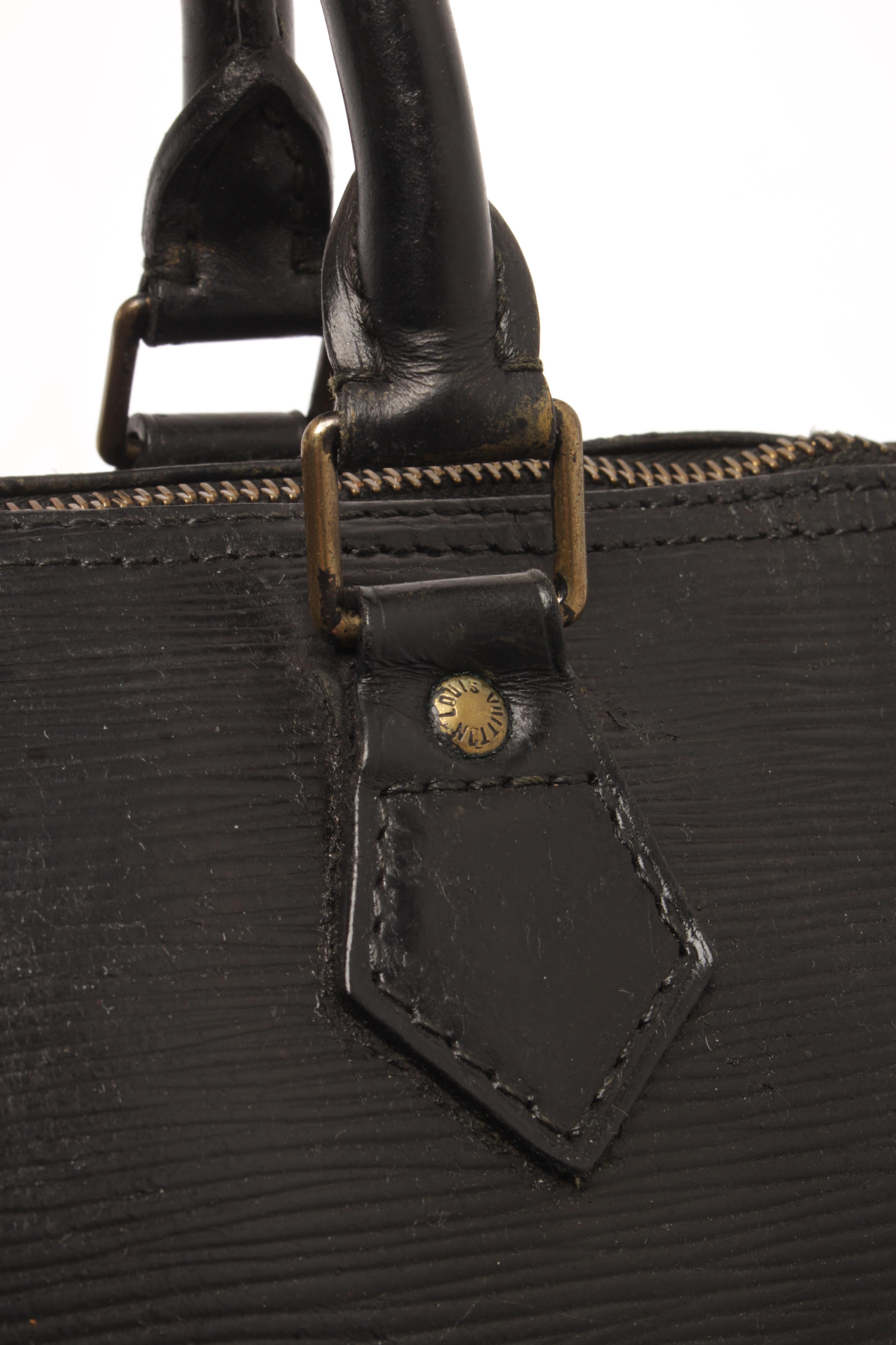 Louis Vuitton Black Epi Leather Speedy 35 Satchel Bag For Sale 1