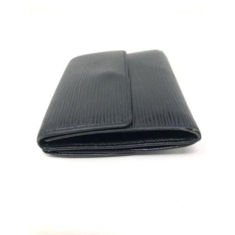Louis Vuitton Black Epi Leather Square Wallet For Sale 7