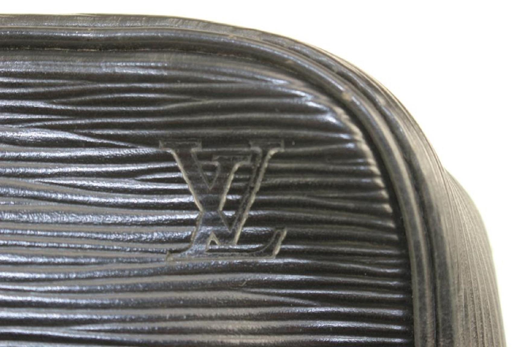 Louis Vuitton - Sac à bandoulière Trocadero 24 en cuir épi noir 3L1020  en vente 4