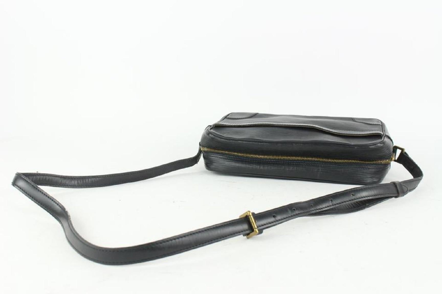 Louis Vuitton - Sac à bandoulière Trocadero 24 en cuir épi noir 3L1020  Pour femmes en vente