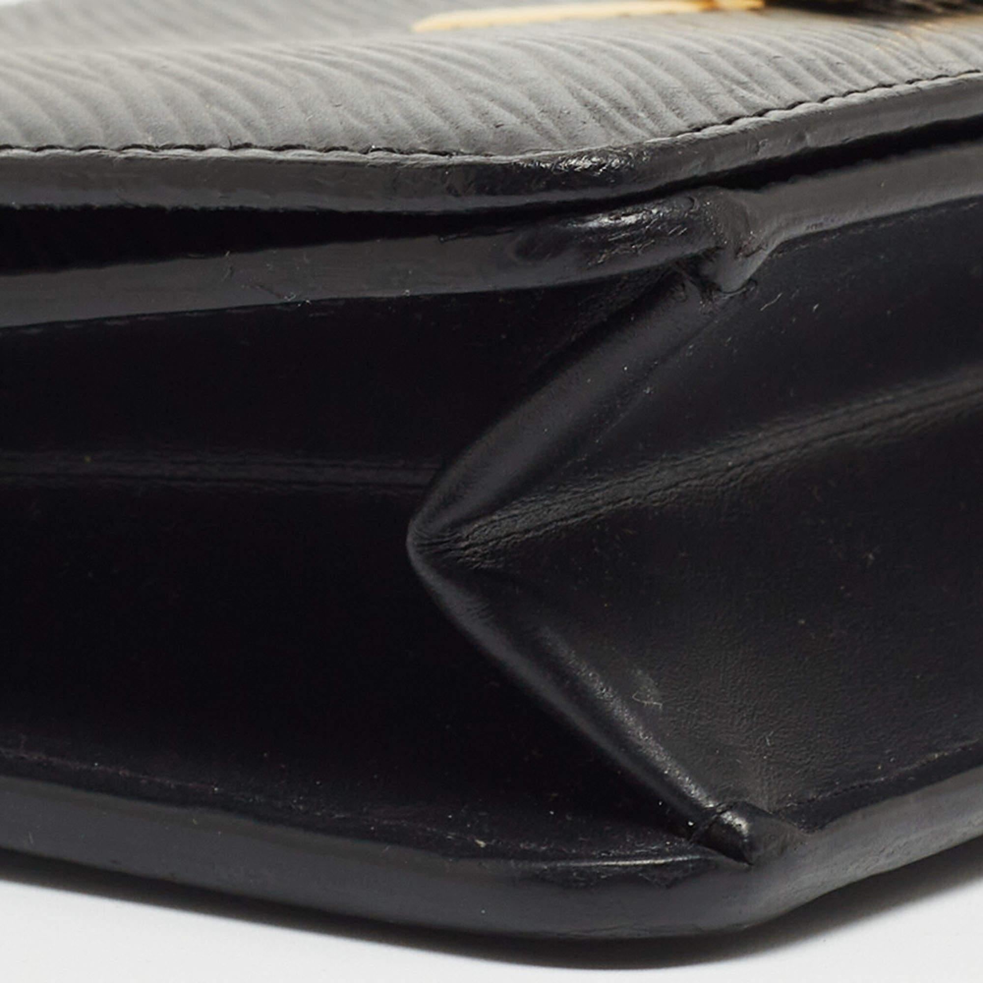 Louis Vuitton Black Epi Leather Twist Belt Wallet 7