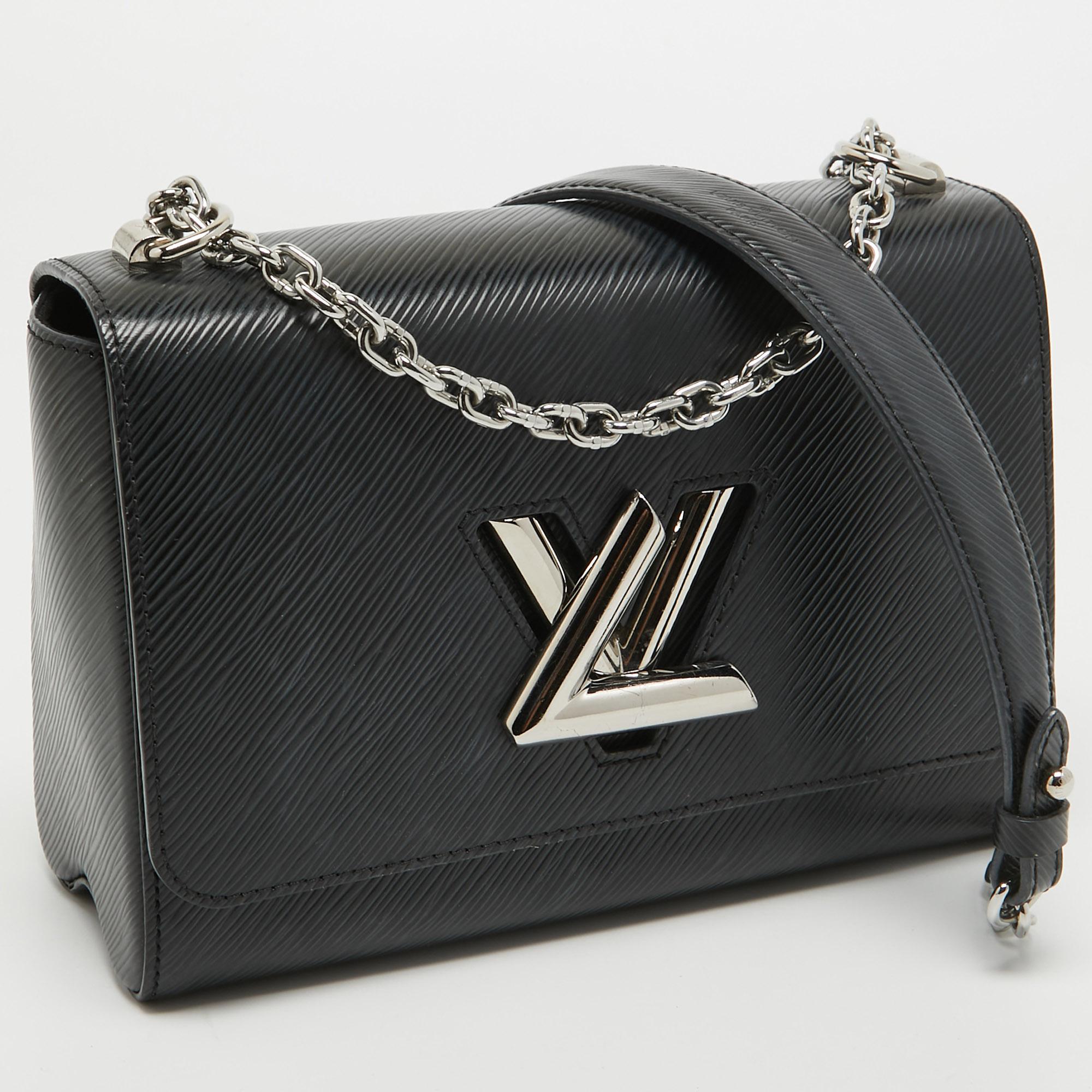 Louis Vuitton Black Epi Leather Twist MM Bag In Good Condition In Dubai, Al Qouz 2
