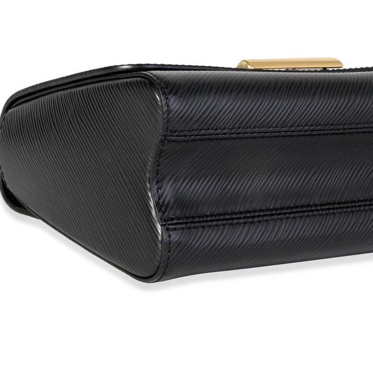 Louis Vuitton Black Epi Leather Twist MM For Sale 2