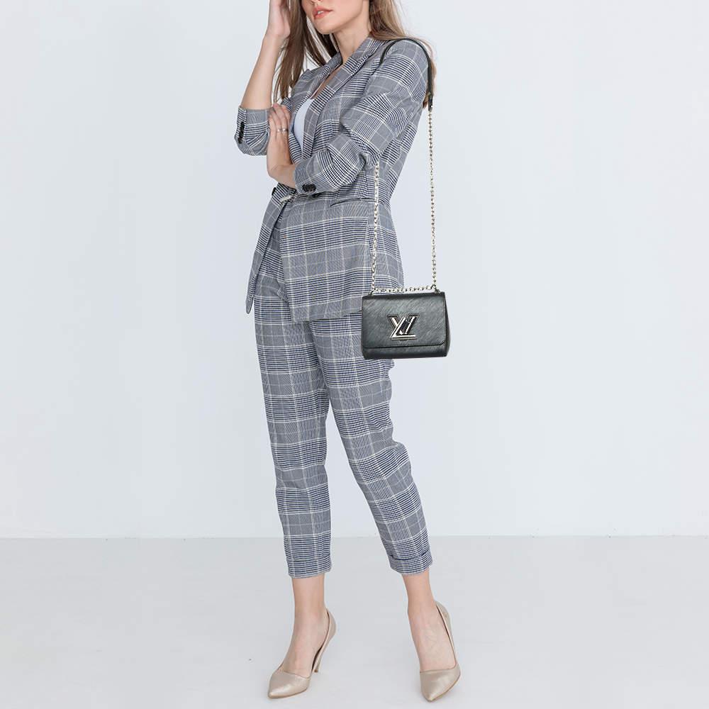 Designer bags are ideal companions for ample occasions Here we have a fashion meets functionality piece crafted with precision. It has been equipped with a well sized interior that can easily fit your small essentials.