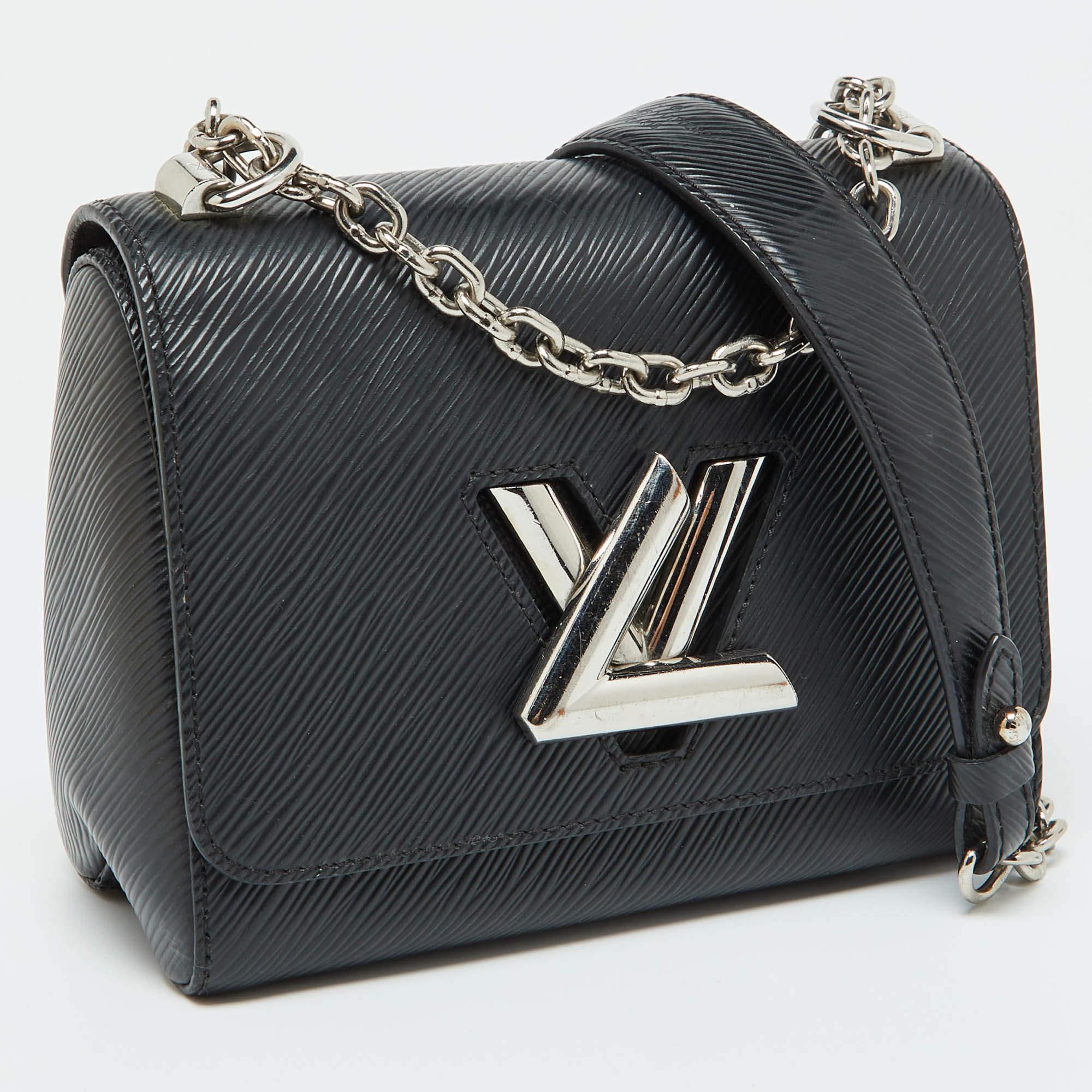 Louis Vuitton Black Epi Leather Twist PM Bag In Good Condition In Dubai, Al Qouz 2