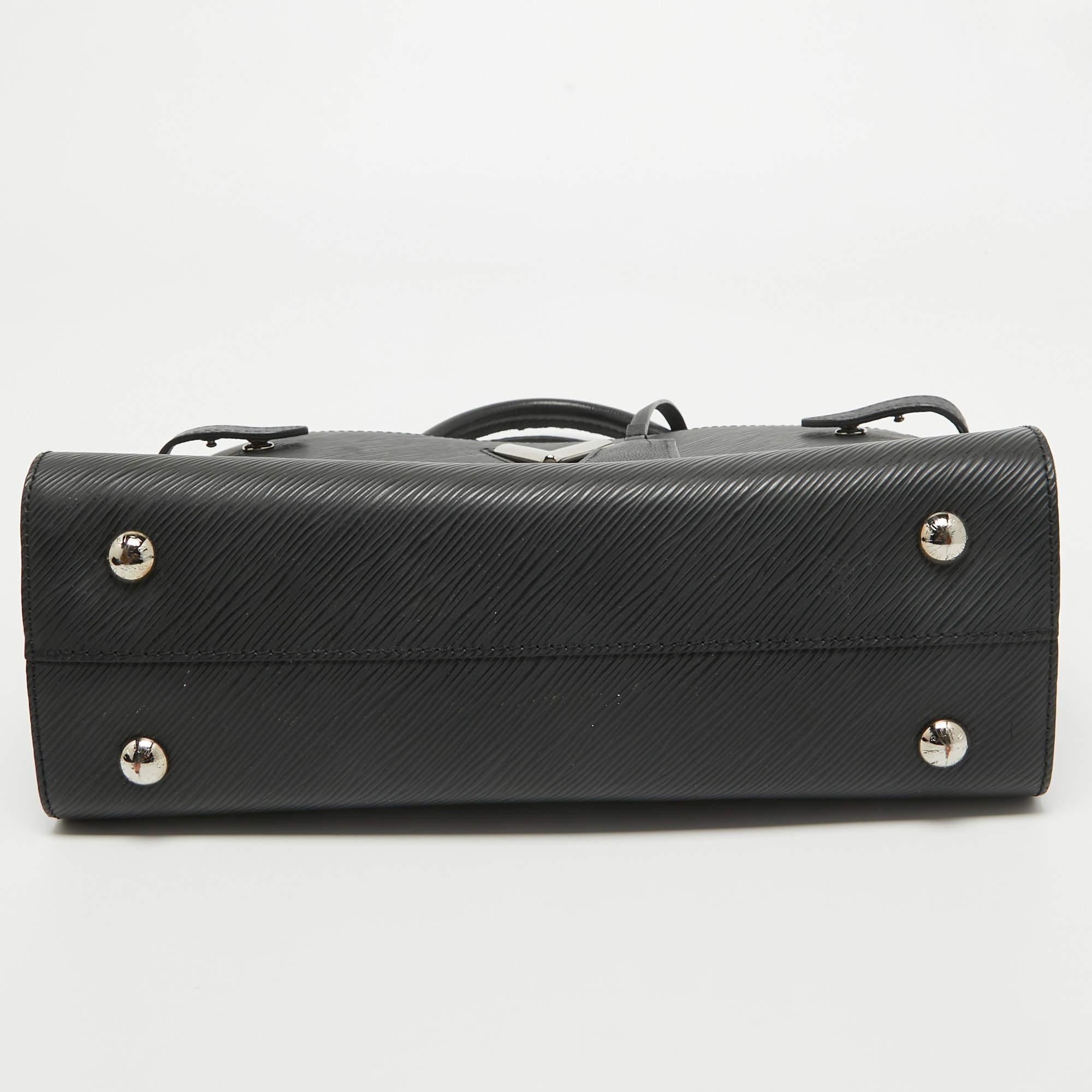Women's Louis Vuitton Black Epi Leather Twist Tote Bag For Sale