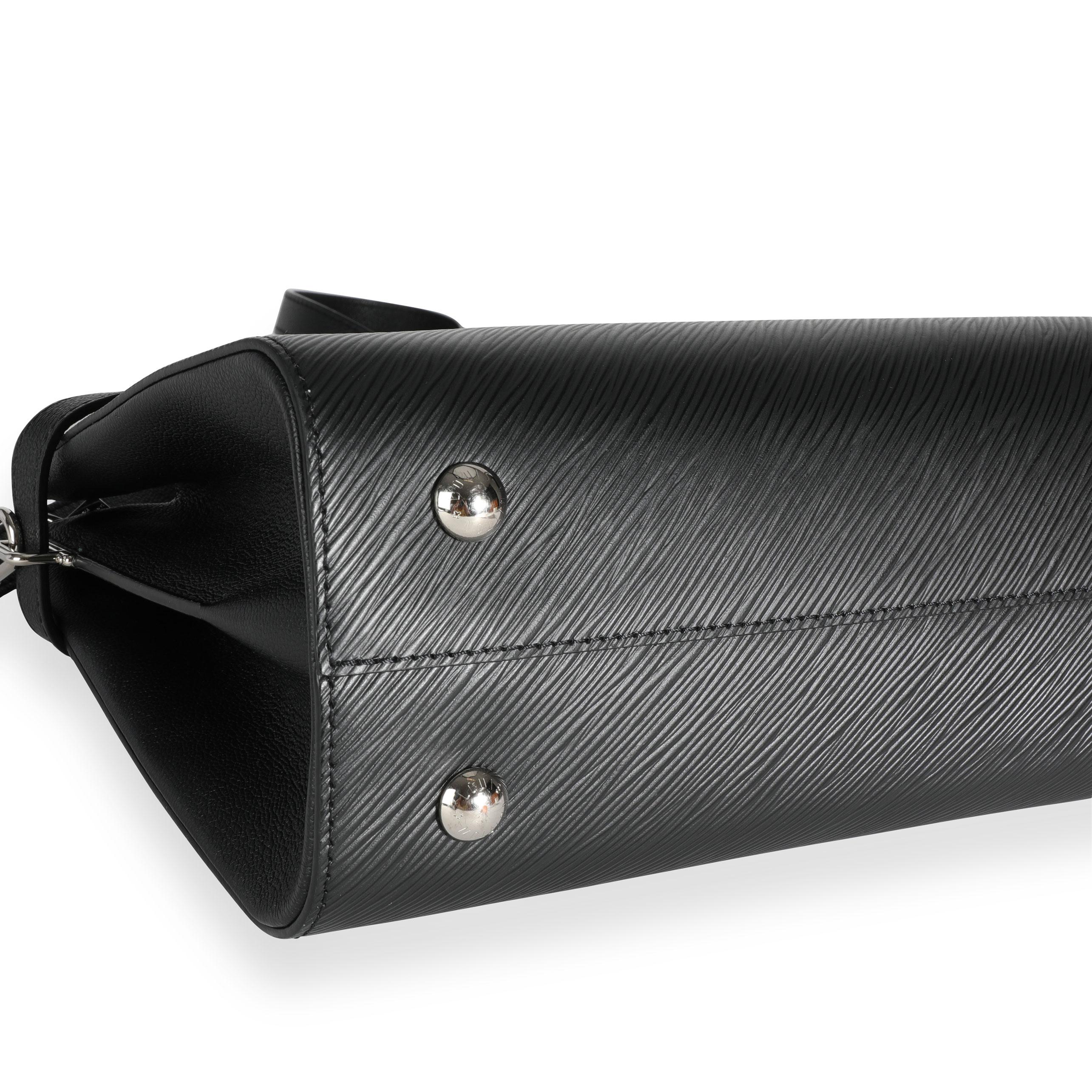 Louis Vuitton Tote Twist in pelle Epi nera In condizioni buone a New York, NY