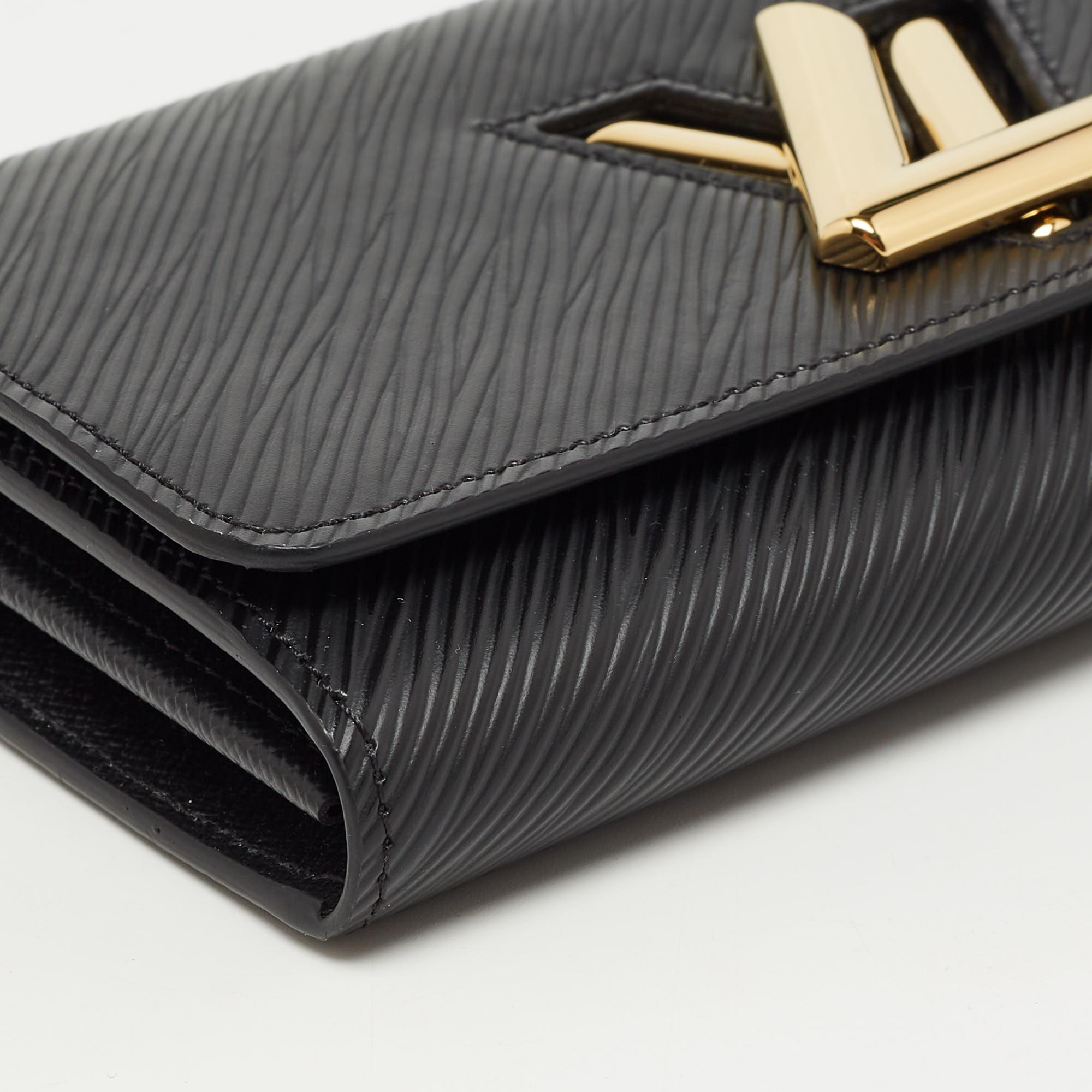 Louis Vuitton Black Epi Leather Twist Wallet In Excellent Condition For Sale In Dubai, Al Qouz 2