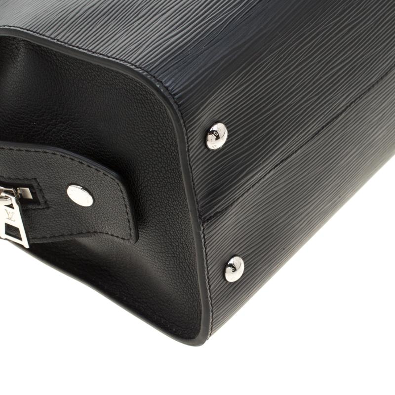 Louis Vuitton Black Epi Leather Vaneau MM Bag 6