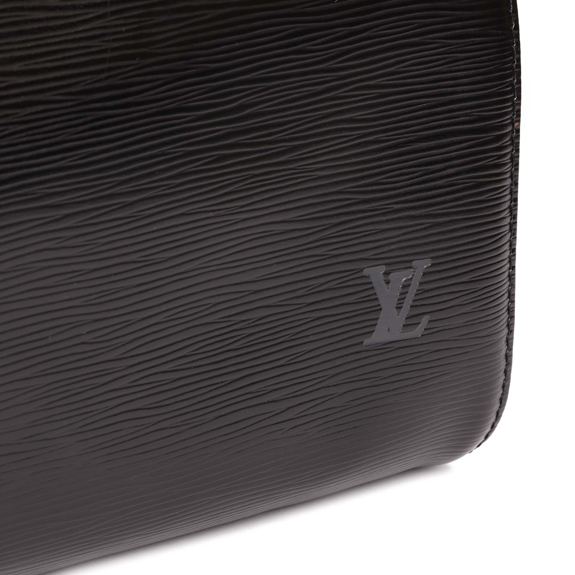 LOUIS VUITTON Black Epi Leather Vintage Speedy 30cm 4
