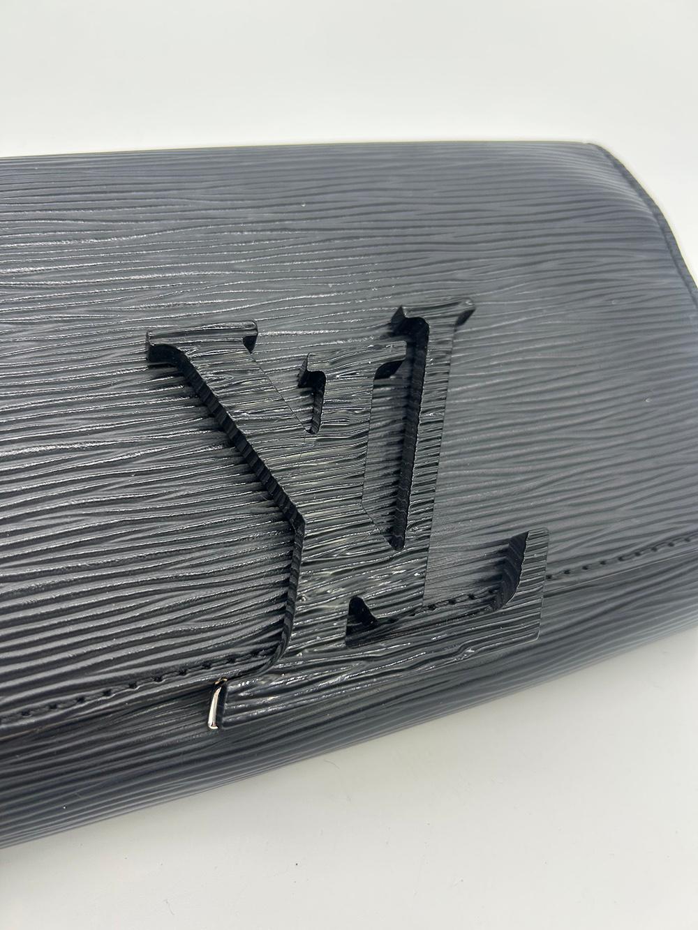 Louis Vuitton Black Epi Louise Strap PM Bag  For Sale 2