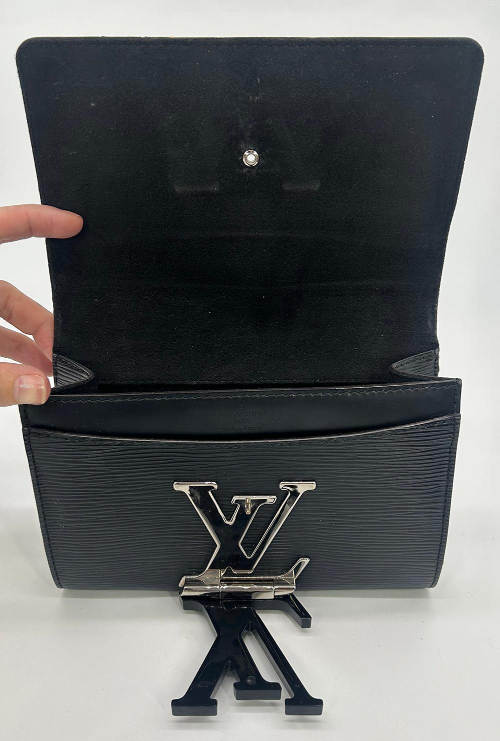 Louis Vuitton Black Epi Louise Strap PM Bag  For Sale 5