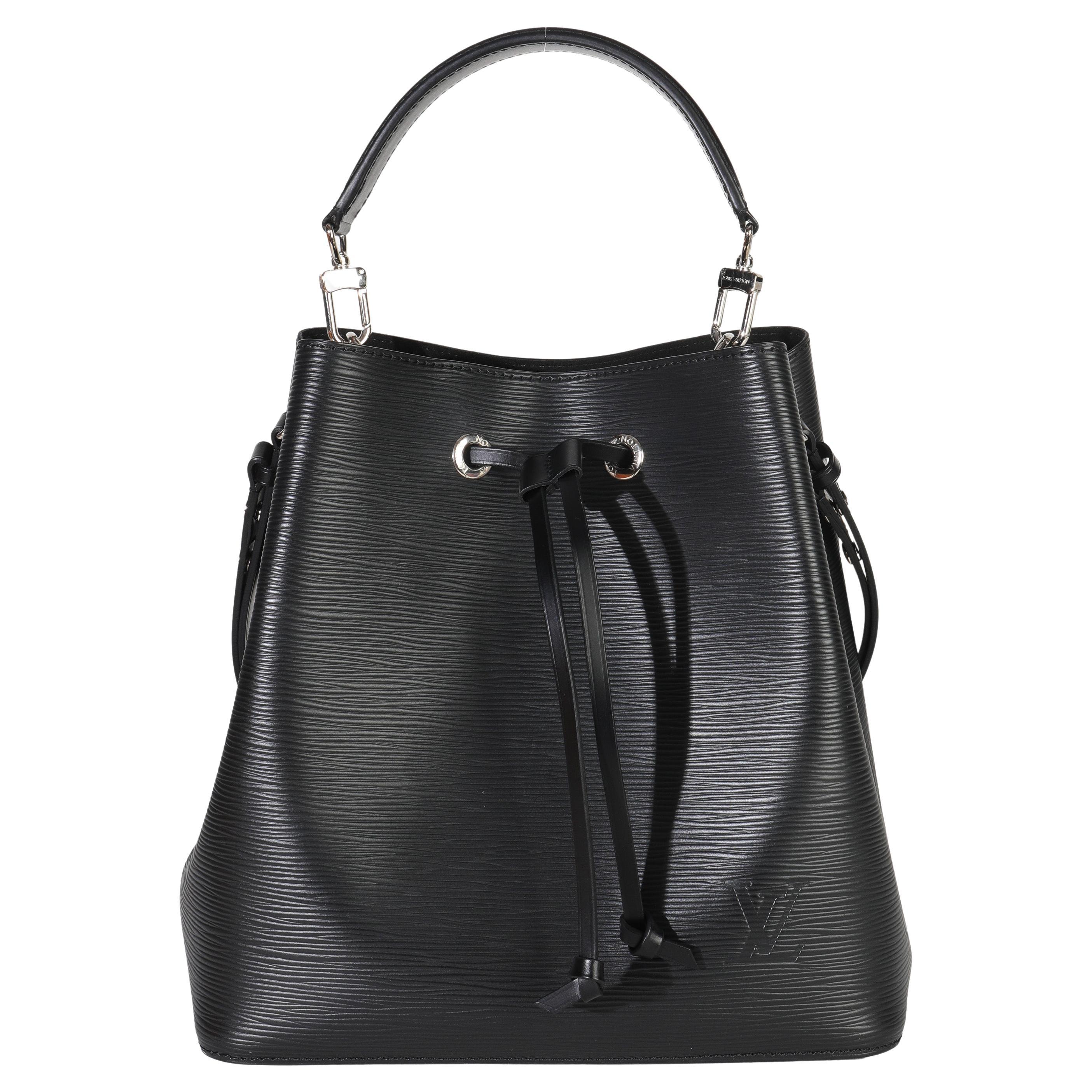 Louis Vuitton Black Epi Neonoe MM im Angebot