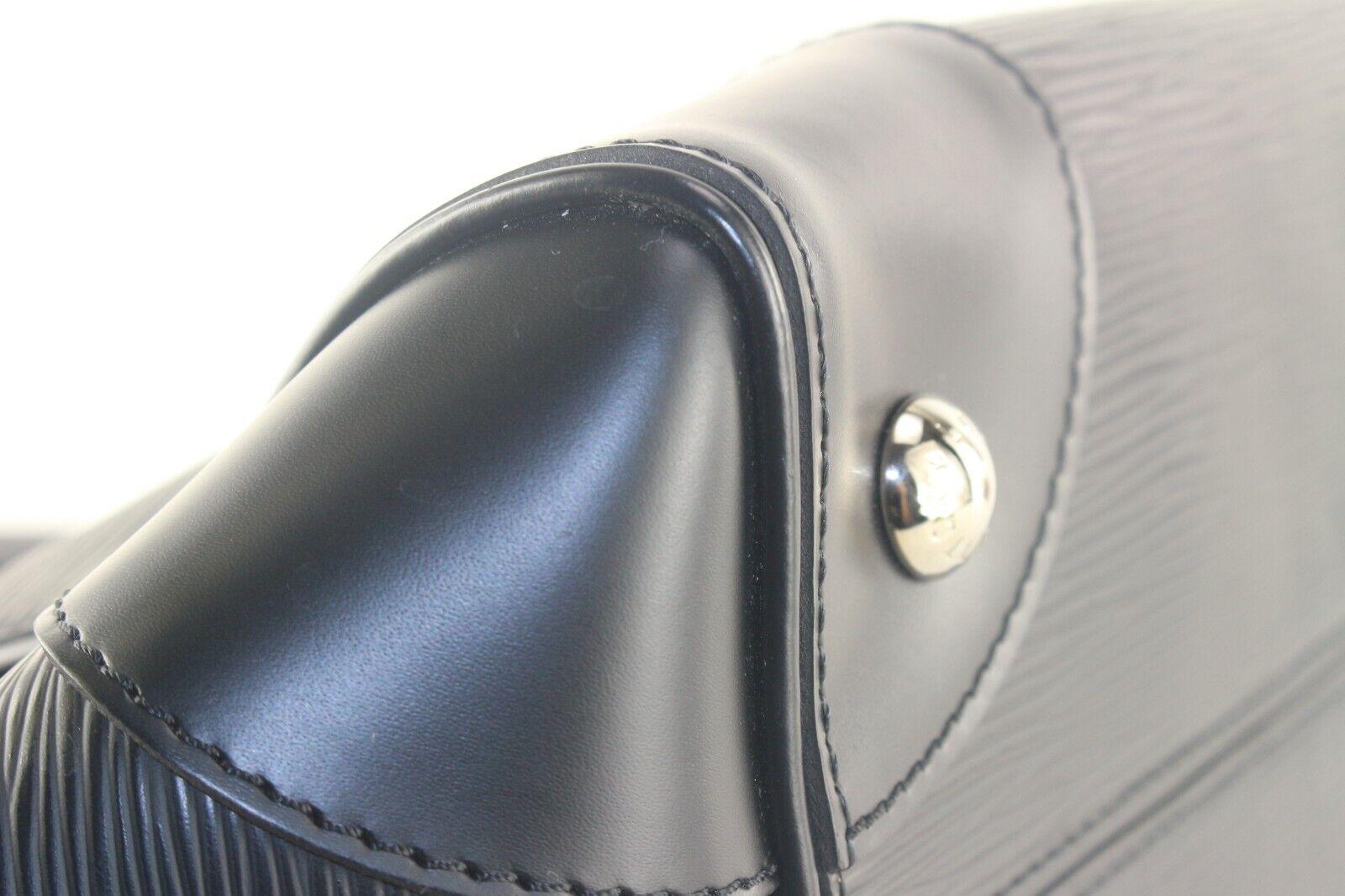 Louis Vuitton Black Epi Noir Phenix MM 2way 2LV1012K For Sale 5