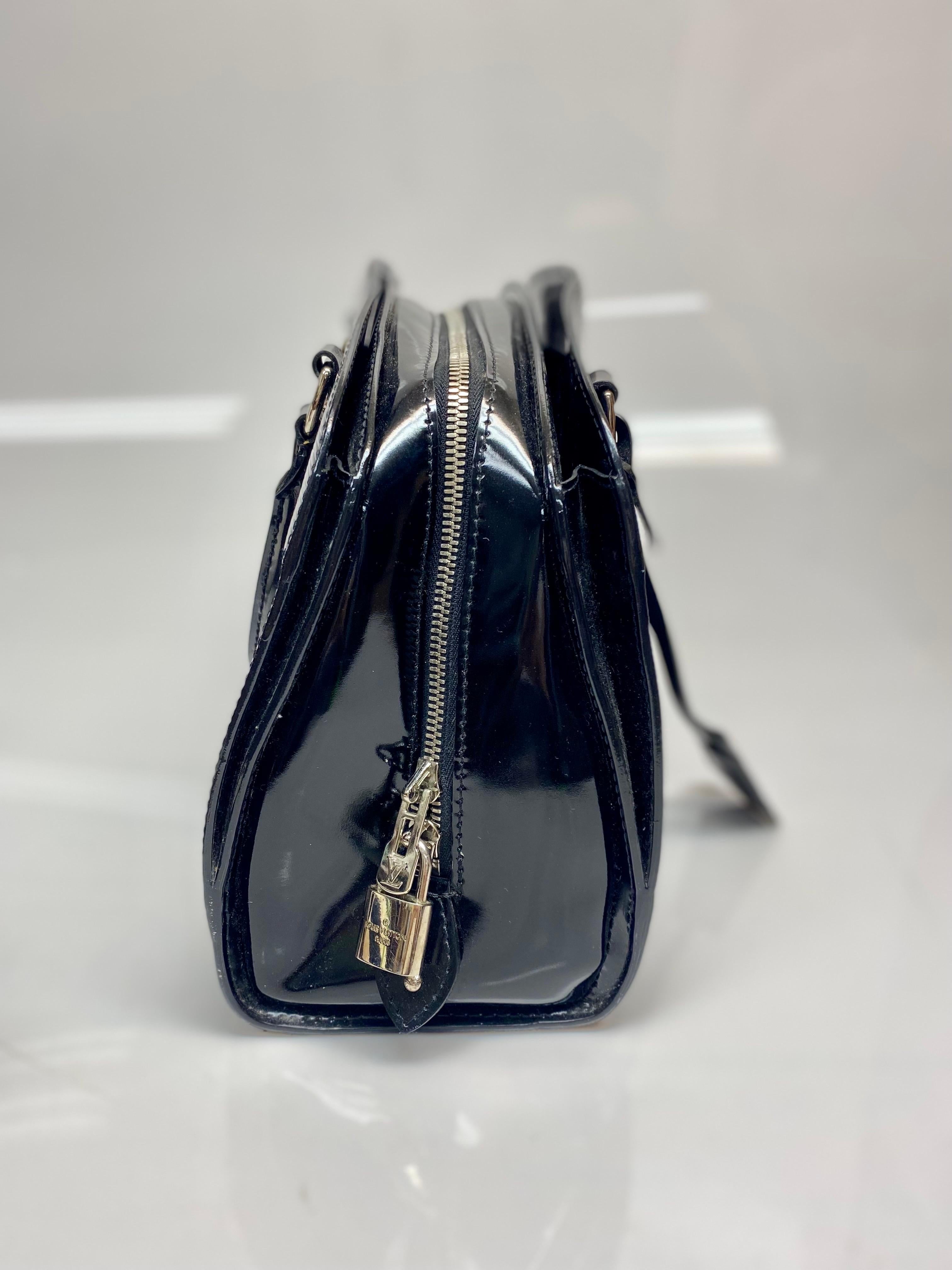 Louis Vuitton Black Epi Patent Jasmine Handbag For Sale 1