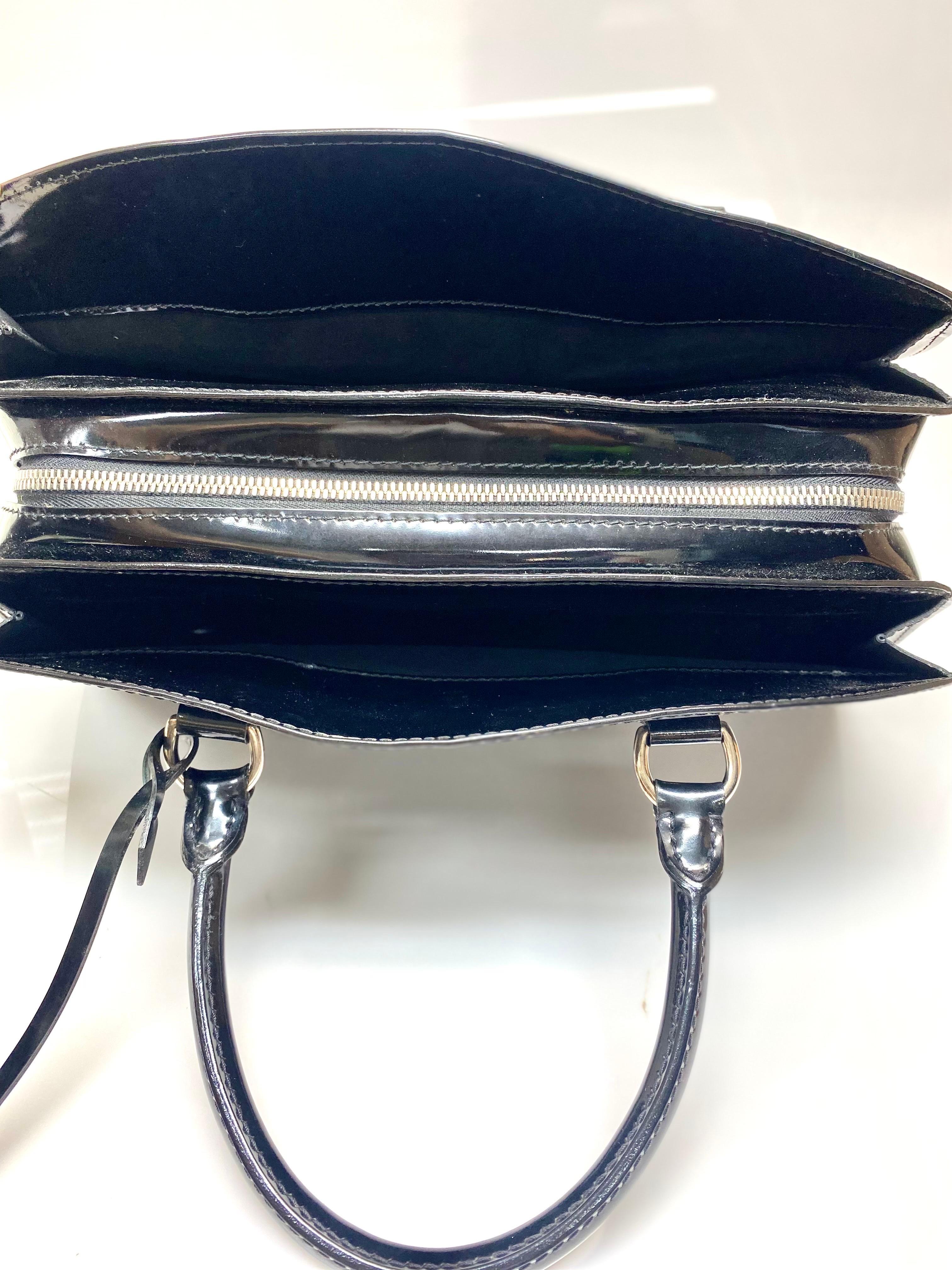 Louis Vuitton Black Epi Patent Jasmine Handbag For Sale 4