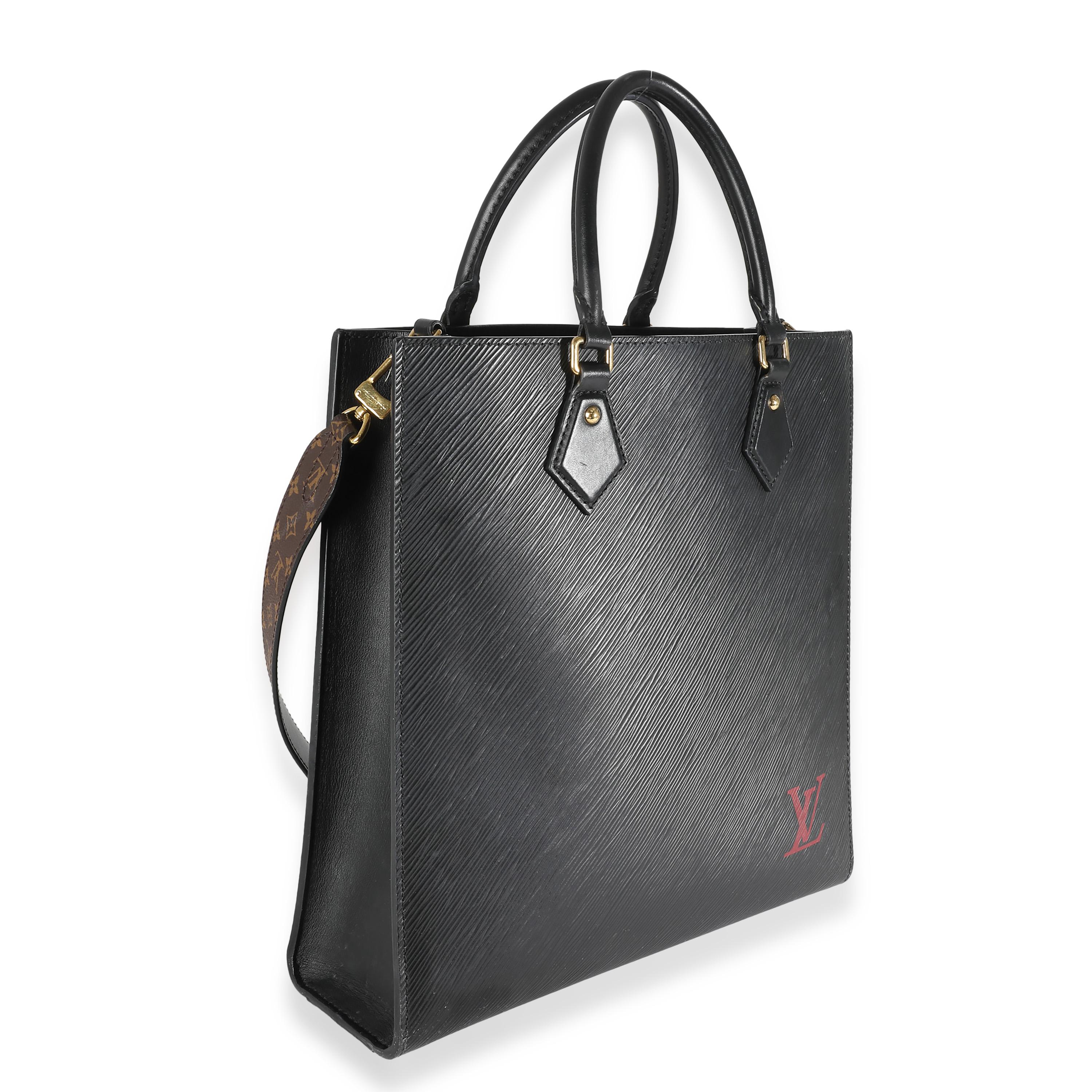 Listing Title: Louis Vuitton Black Epi Sac Plat PM
SKU: 142037
Condition: Pre-owned 
Handbag Condition: Very Good
Condition Comments: Item is in very good condition with minor signs of wear.  Marks along exterior and strap. Minor corner scuffing.