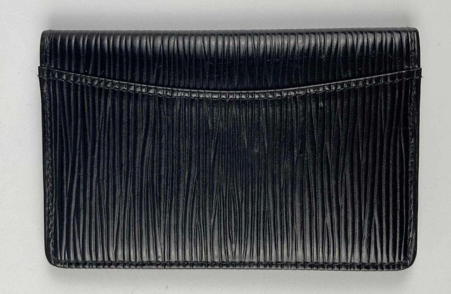 Louis Vuitton Fourre-tout Epi St Jacques noir avec portefeuilles et pochette Bon état - En vente à Philadelphia, PA