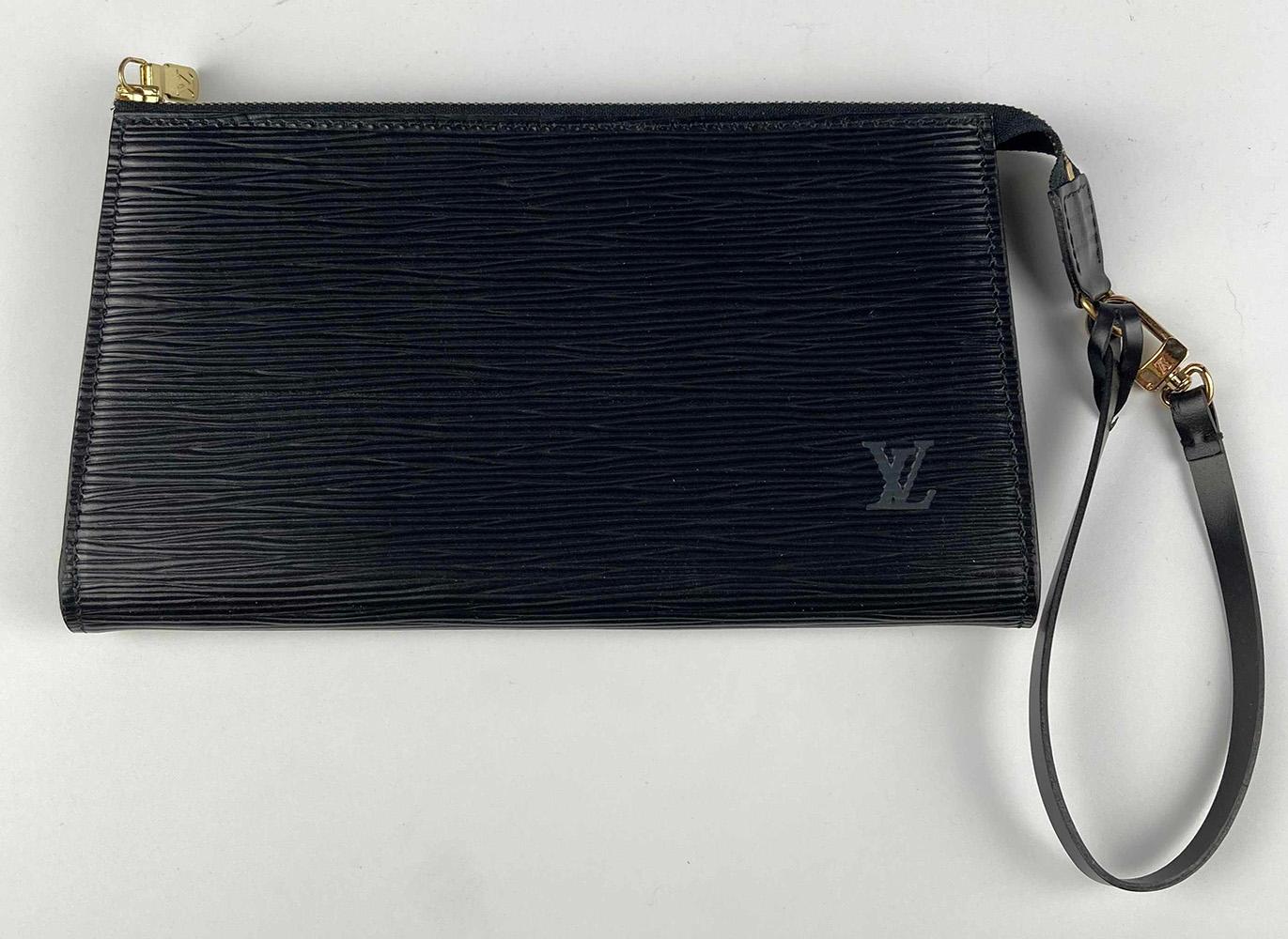Louis Vuitton Tote nera in Epi St. Jacques con portafogli e pochette in vendita 2