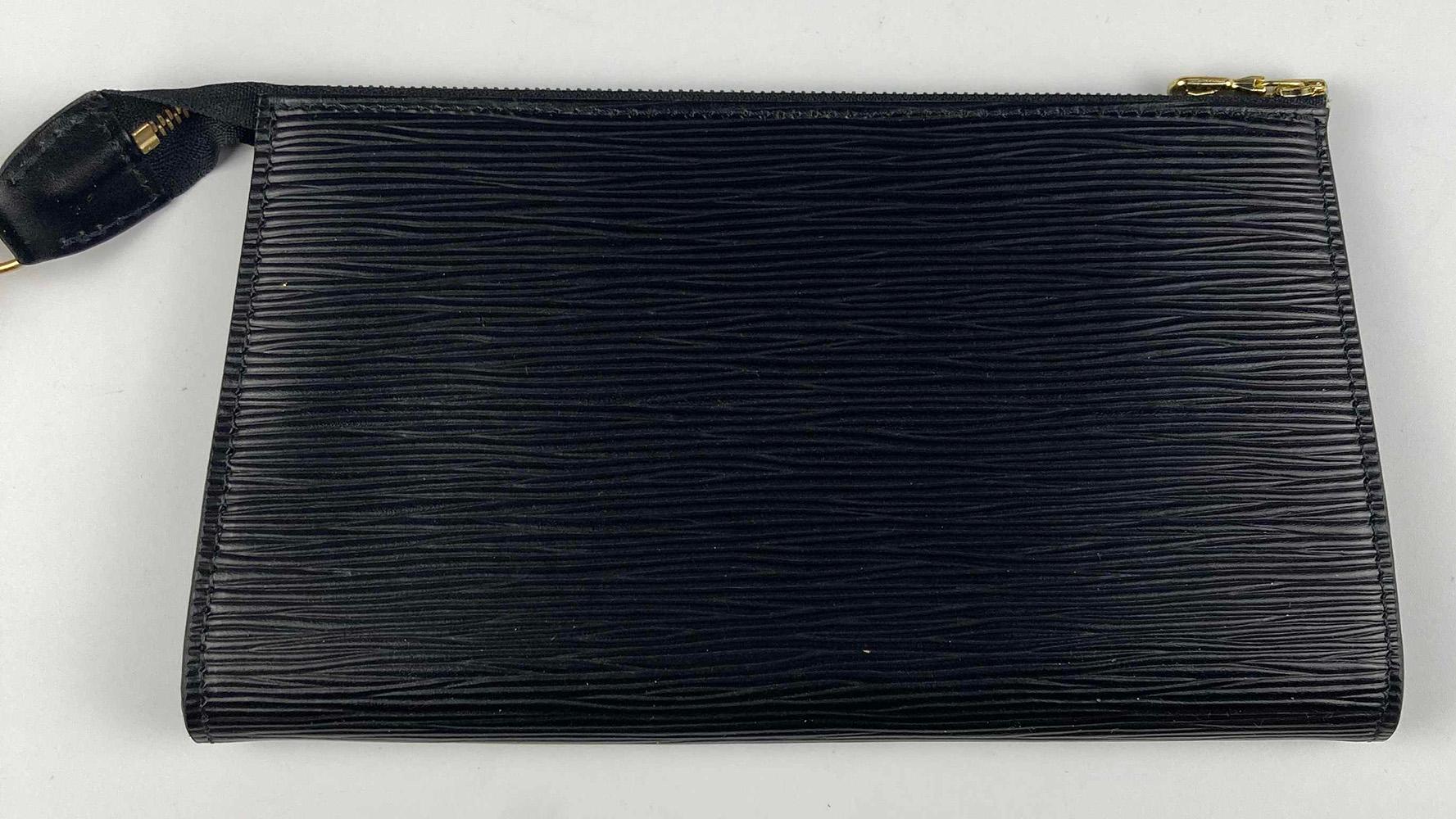 Louis Vuitton Fourre-tout Epi St Jacques noir avec portefeuilles et pochette en vente 3