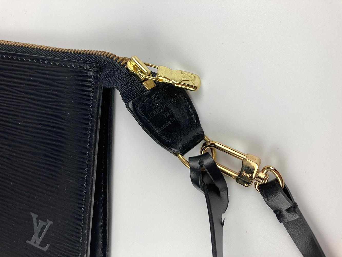 Louis Vuitton Fourre-tout Epi St Jacques noir avec portefeuilles et pochette en vente 4