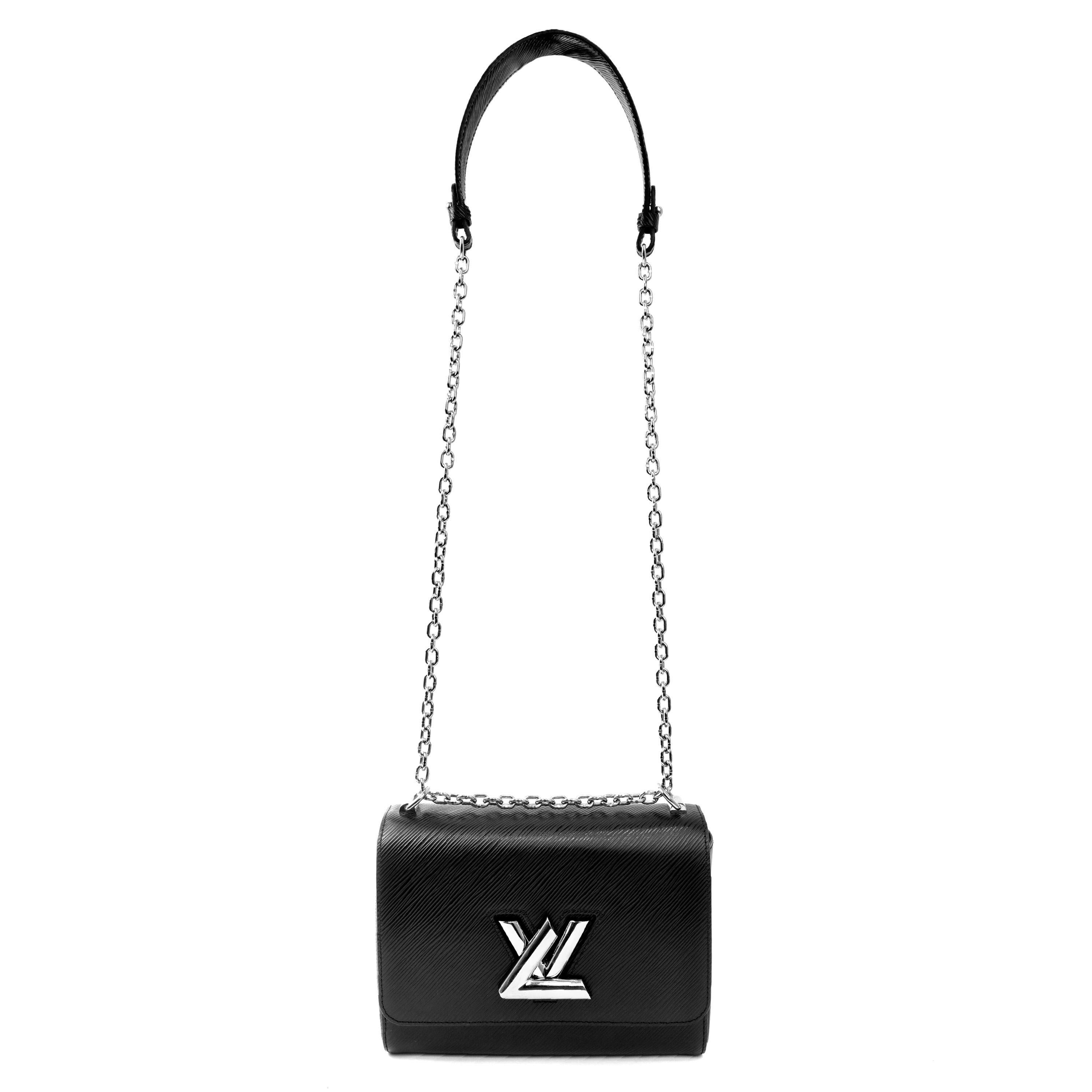 Louis Vuitton Black Epi Twist MM Crossbody Bag with Silver Hardware In Good Condition For Sale In Palm Beach, FL