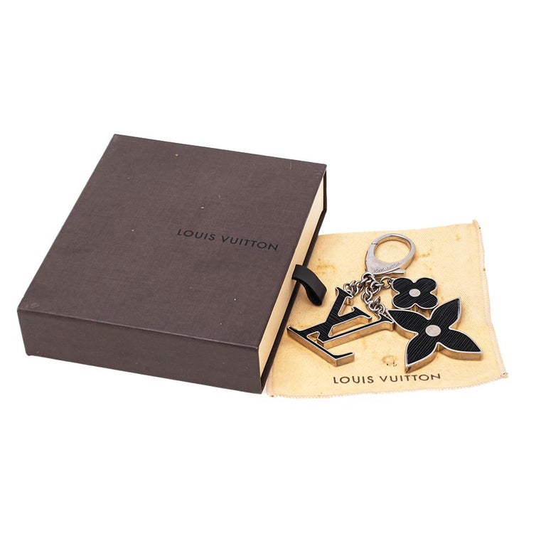 Louis Vuitton Black Fleur d'Epi Key Holder and Bag Charm at 1stDibs