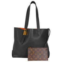 Louis Vuitton Piel de becerro granulada negra Low Key Cabas MM
