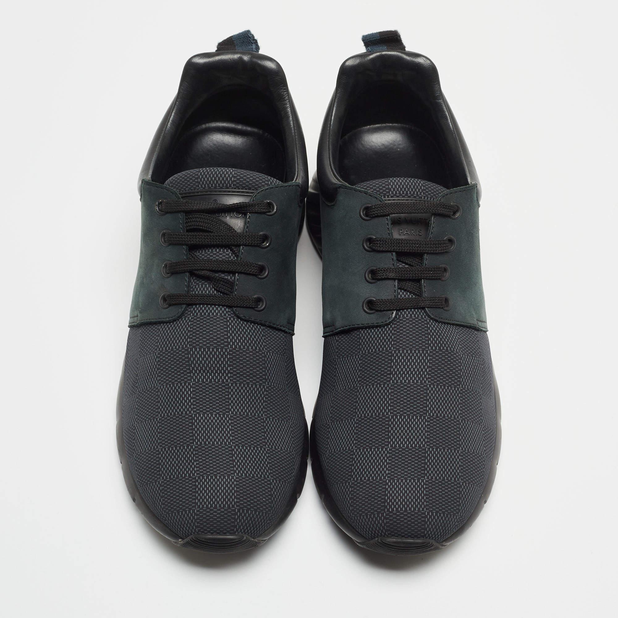 Louis Vuitton Black/Green Leather and Nylon Fastlane Sneakers Size 41 In Good Condition In Dubai, Al Qouz 2
