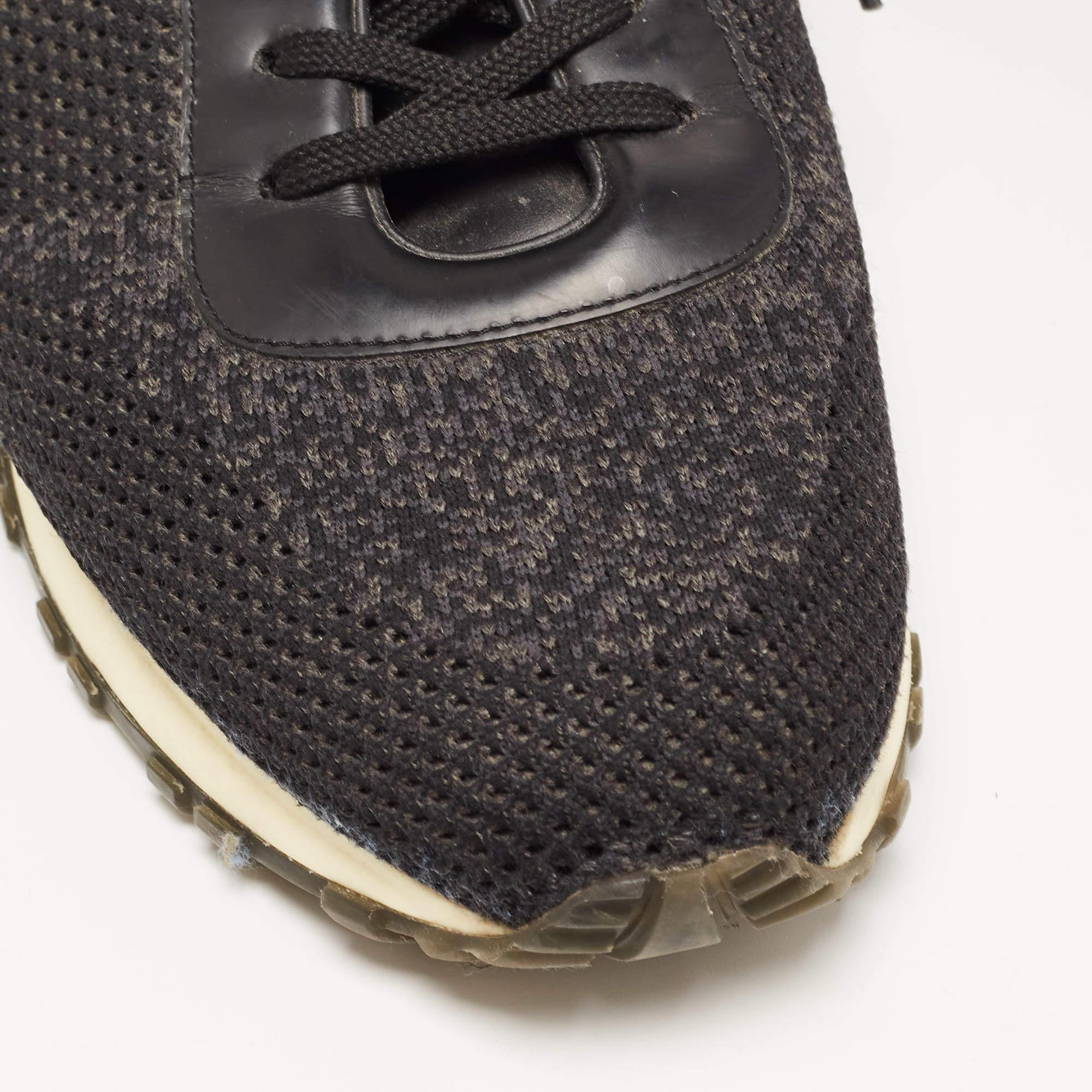 Louis Vuitton Black/Grey Damier Fabric and Leather Run Away Sneakers Size 42 2