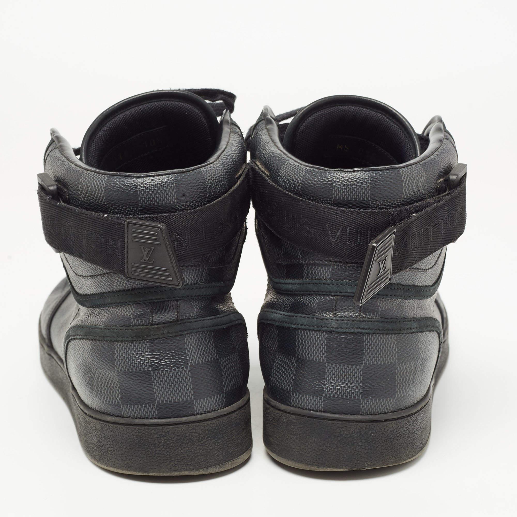 Louis Vuitton Black/Grey Graphite Canvas Rivoli High Top Sneakers Size 44.5 For Sale 2